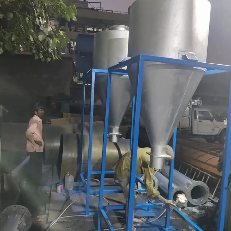 Cyclone dust collector — view 4