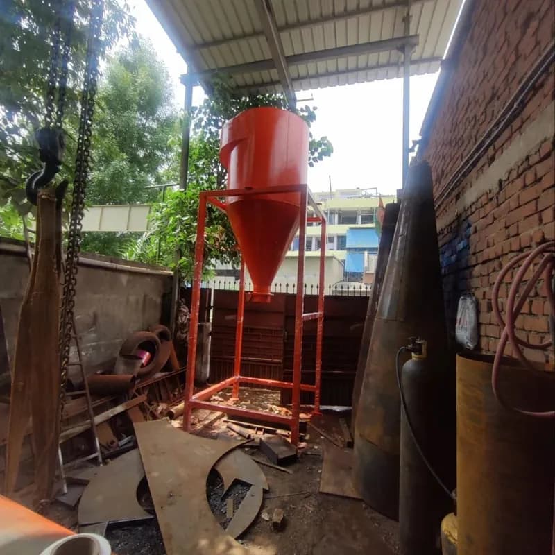 Cyclone dust collector — view 6
